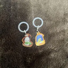 サンリオキャラクターズ　アクリルチャーム　ポチャッコ　タキシードサム