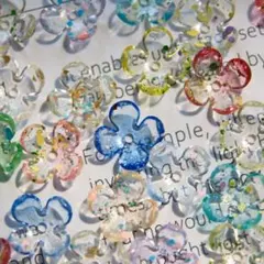 カラフルアクリル4弁フラワービーズ20g130円