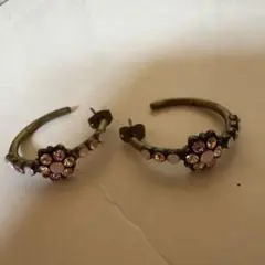 ミハエルネグリンフープピアス