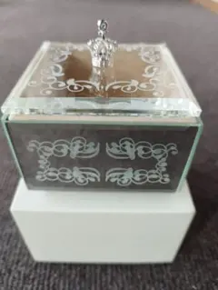 LAZY SUSAN アクセサリーケース ガラス製