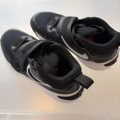 Nike ブラック/ホワイト スニーカー ベルクロ付き