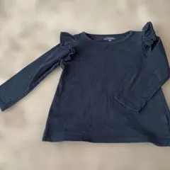 フリル付き黒長袖シャツ 100