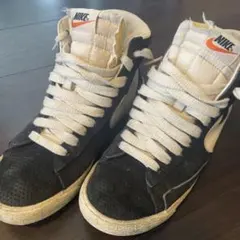 NIKE ハイカットスニーカー 24.5