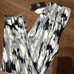 Under Armour マーブル模様 レギンス　SMサイズ　ランニングスパッツ