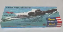 Revell U.S.S. NAUTILUS プラモデルのサムネイル