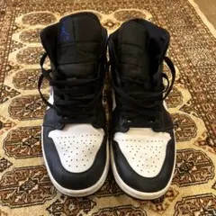 NIKE ジョーダン 1 ミッド ロイヤルブルー