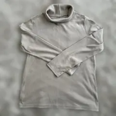 UNIQLOレディースベージュタートルネック フリース長袖トップスX Lサイズ