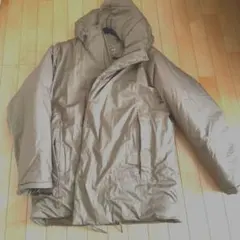 ブラウン ダウンジャケット