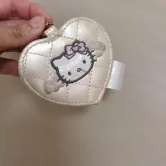 最終価格　入手困難　ハート型キティちゃんキーホルダー