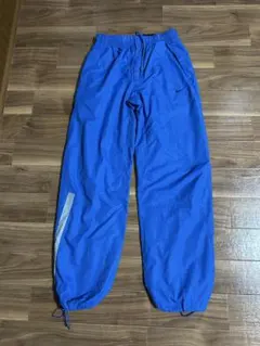 Nike 青　ズボン、リフレクター付き