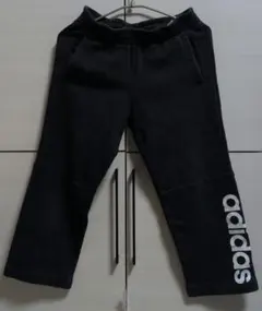 adidas 黒 長パンツ140　裏起毛