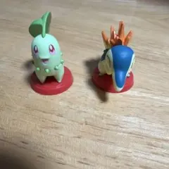 ポケモン　チョコエッグ　旅立ちの3匹　チコリータとヒノアラシ フィギュアセット