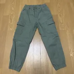 ユニクロ　キッズ　カーゴパンツ　オリーブ　140サイズ