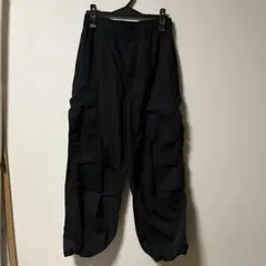 GU スーパーワイドカーゴパンツ BLACKのサムネイル