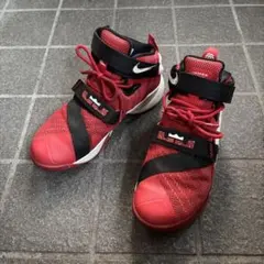 NIKE レブロン ズーム ソルジャー 9 （26.0cm）2015年製のサムネイル