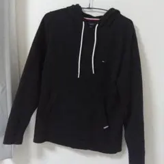 トミーヒルフィガー パーカー