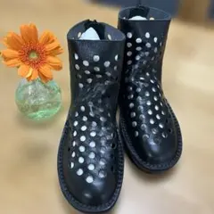 JSハートレーベル パンチング Sブーツのサムネイル