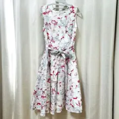 【TOMMYHILFIGER 】サイズ2　花柄ワンピース