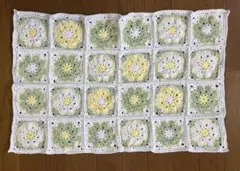 ハンドメイド かぎ針編み モチーフ編み ブランケット　マルチカバーのサムネイル