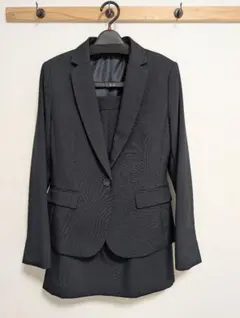 【美品】洗えるストレッチダークグレー スカートスーツ　7号