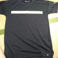 UNDER ARMOUR ブラック アンダーシャツ