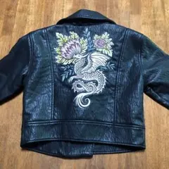 Item thumbnail for item 4404988c-5e63-43c8-8f00-ade86f5c2ba8