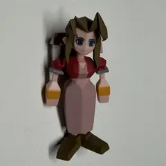 ファイナルファンタジー7 エアリス ポリゴンスタイル フィギュア