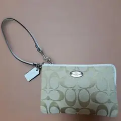 【美品】COACH シグネチャー柄 リストレットポーチ
