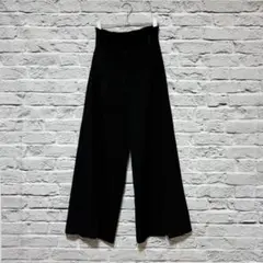 ブラック ワイドパンツ