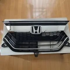 ホンダ フリード フロントグリル 純正 プラチナホワイトパール - メルカリ
