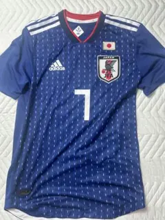 極美品 Adidas サッカー日本代表 7 柴崎岳 ユニフォーム 円陣 150 極美品 Adidas サッカー日本代表 7 柴崎岳 ユニフォーム 円陣