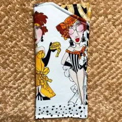 ロラライハリス　ソーイングレディ柄　ハンドメイドメガネケース