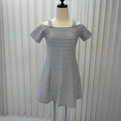 【美品】INGNI ボーダーワンピースのサムネイル