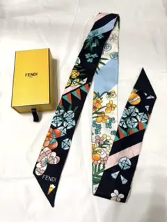 ★美品★ピーカブーモンスター　バグズアイ　スカーフ　シルク　ラッピー FENDI ラッピー スカーフ ピーカブー モンスター バグズアイ シルク