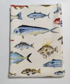 生地　魚柄　使用残り