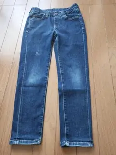 UNIQLO ダークブルー スリムフィット 120