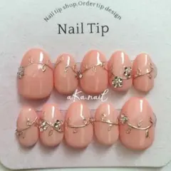 ちゅるんいちごミルクフラワーネイル