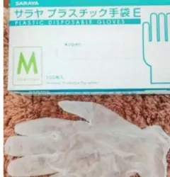 サラヤ プラスチック手袋E Mサイズ 粉なしのサムネイル
