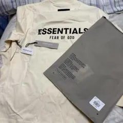 新品未使用ESSENTIALS FEAR OF GOD