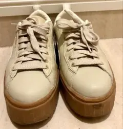 PUMA プラットフォームスニーカー ホワイト