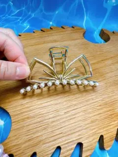 ヘアクリップ　バンスクリップ　ヘアアクセサリー　ヘアアレンジ　パールリボン