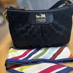 COACH シグネチャー ハンドバッグ スカーフ付き