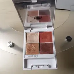 コフレドール　アイシャドウパレット