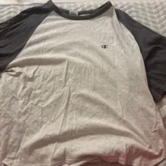 Champion グレー黒ラグランTシャツ 150