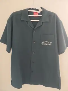Coca-Cola コカ・コーラ バックロゴ 刺繍 オープンカラーシャツ 深緑のサムネイル