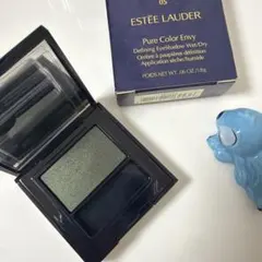 ESTEE LAUDER ピュアカラー エンヴィ アイシャドウ 05 エメラルドのサムネイル