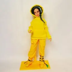 ビリーアイリッシュ フィギュア ビリー・アイリッシュのMVを再現した2体のフィギュア発売決定 : 下呂