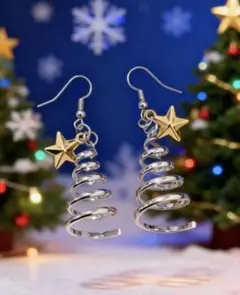 クリスマスツリー型ピアス 星モチーフ付き
