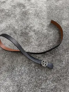 トリーバーチ アクセントベルト(未使用) TORY BURCH（トリーバーチ） ナローベルト LOGO BELT ロゴ 157857