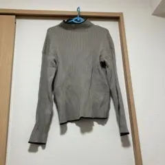 リブ編み ハイネック 長袖セーター グレー